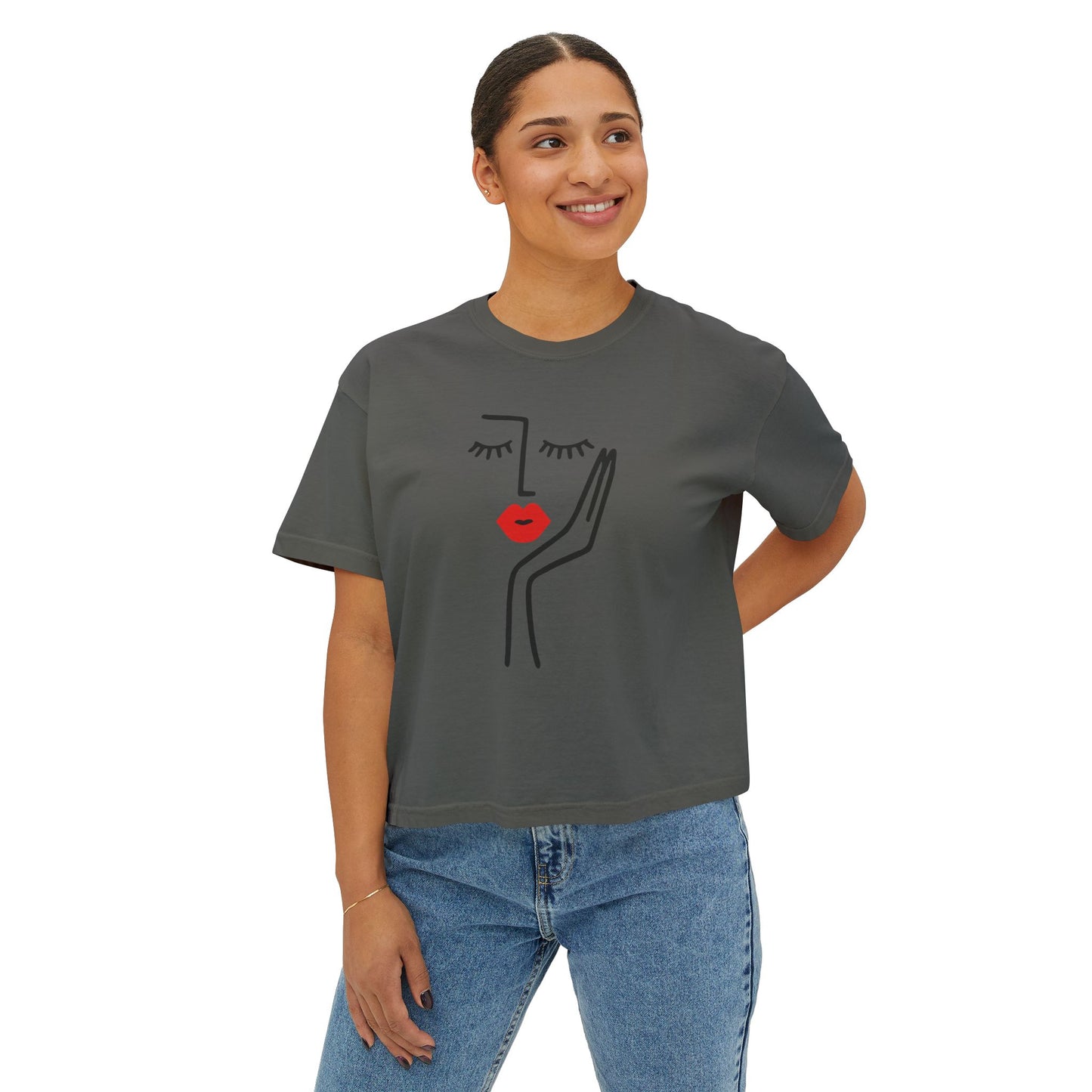 Women's Boxy Tee with Abstract Face Design - Casual Summer Top, Graphic Tee, Artsy Shirt, Gift for Her, Fashion Statement
