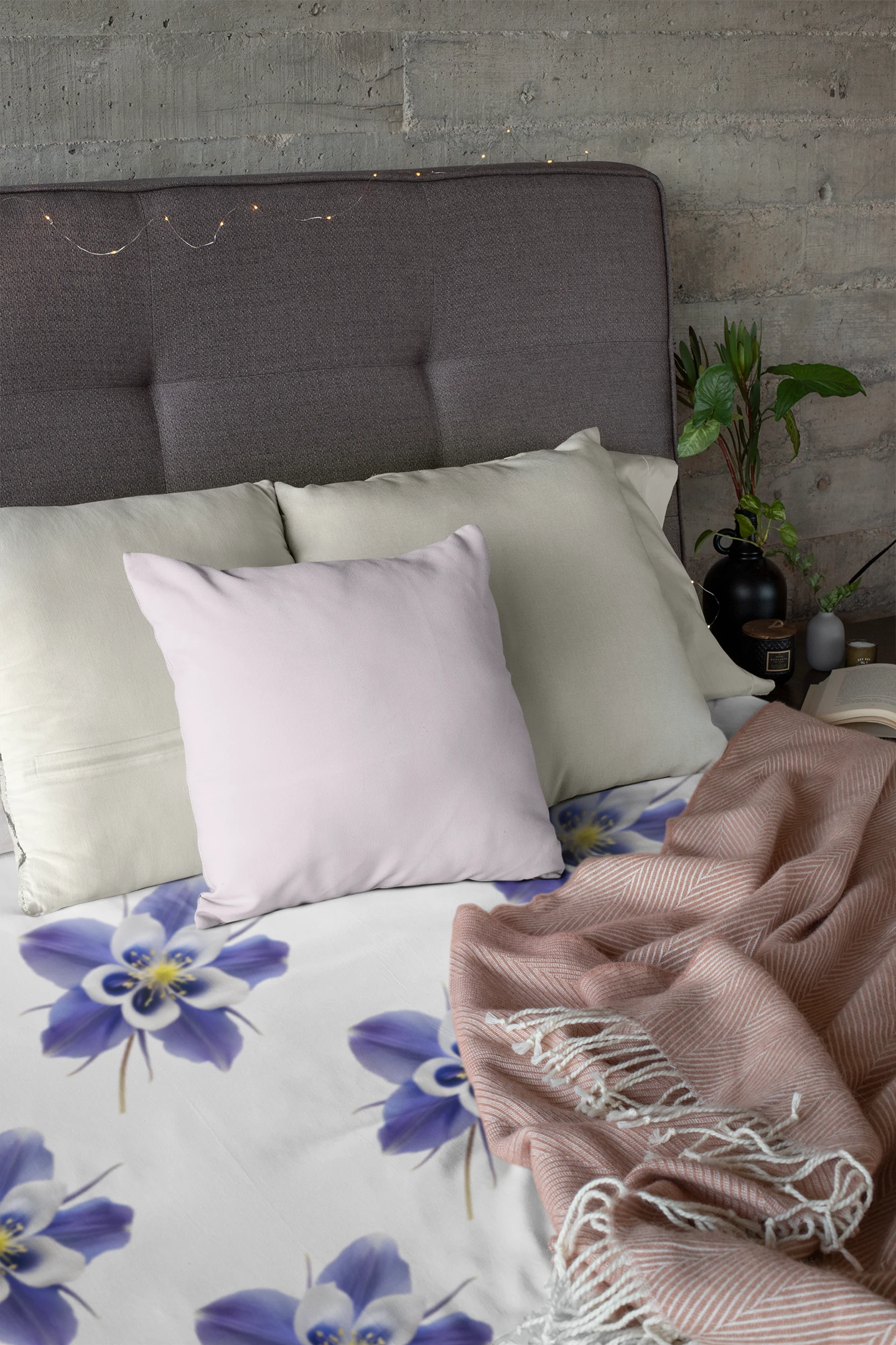 Velveteen Plush Blanket with Colorful Aquilegias Flower Design