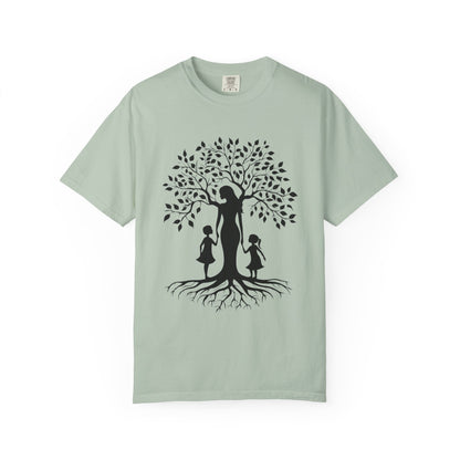Nature-Inspired T-Shirt with Mom and Kids Design - Mother's day Gift - Birthday Gift