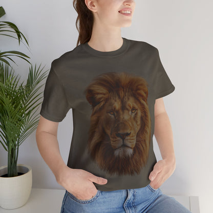 Unisex Lion Portrait Tee - Majestic King of the Jungle T-shirt