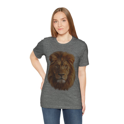 Unisex Lion Portrait Tee - Majestic King of the Jungle T-shirt