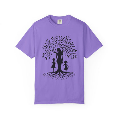 Nature-Inspired T-Shirt with Mom and Kids Design - Mother's day Gift - Birthday Gift