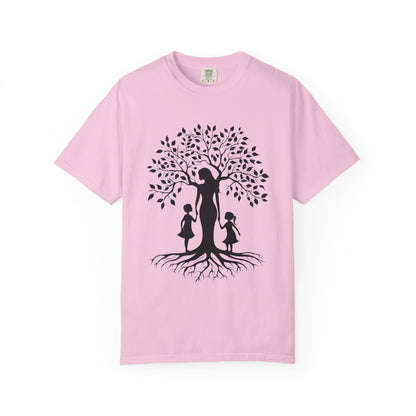 Nature-Inspired T-Shirt with Mom and Kids Design - Mother's day Gift - Birthday Gift