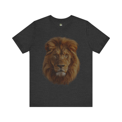 Unisex Lion Portrait Tee - Majestic King of the Jungle T-shirt
