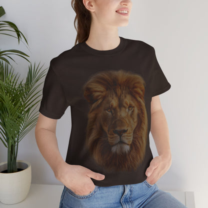Unisex Lion Portrait Tee - Majestic King of the Jungle T-shirt