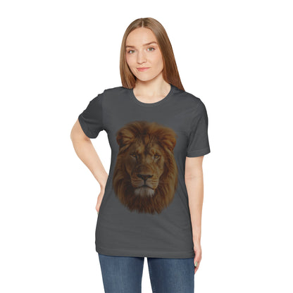 Unisex Lion Portrait Tee - Majestic King of the Jungle T-shirt