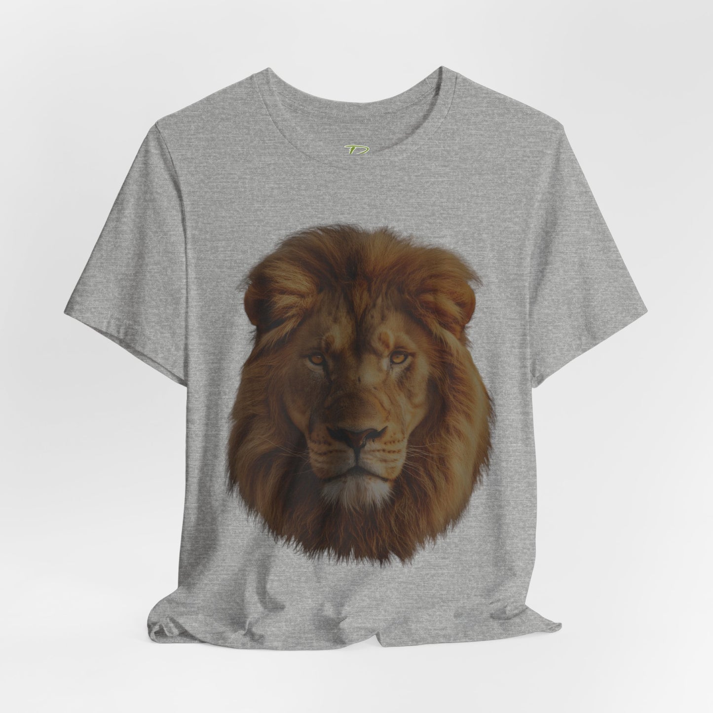 Unisex Lion Portrait Tee - Majestic King of the Jungle T-shirt