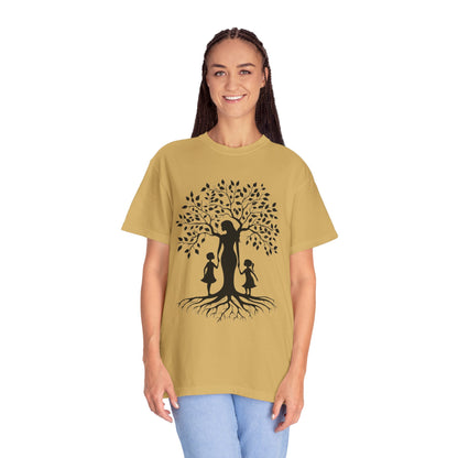 Nature-Inspired T-Shirt with Mom and Kids Design - Mother's day Gift - Birthday Gift