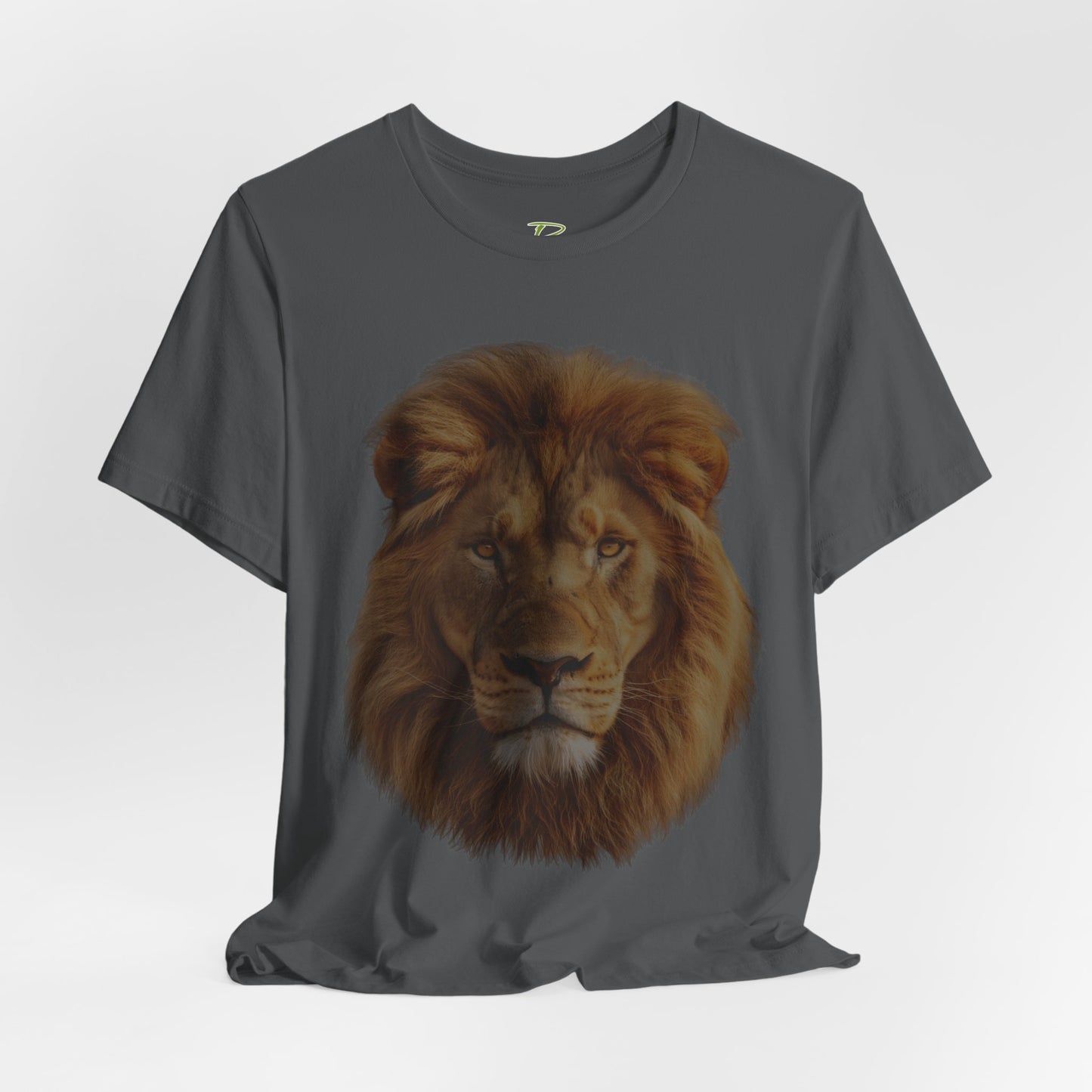 Unisex Lion Portrait Tee - Majestic King of the Jungle T-shirt