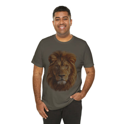 Unisex Lion Portrait Tee - Majestic King of the Jungle T-shirt