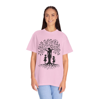 Nature-Inspired T-Shirt with Mom and Kids Design - Mother's day Gift - Birthday Gift