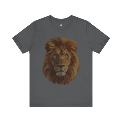 Unisex Lion Portrait Tee - Majestic King of the Jungle T-shirt