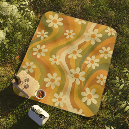 Retro Floral Picnic Blanket - Ideal for Outdoor Gatherings & Celebrations