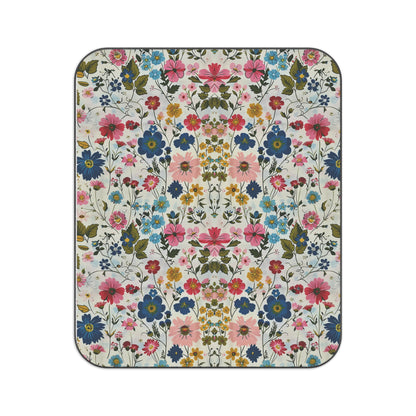 Scattered Tiny Blooming Cheer Picnic Blanket