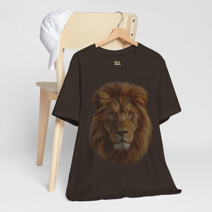 Unisex Lion Portrait Tee - Majestic King of the Jungle T-shirt